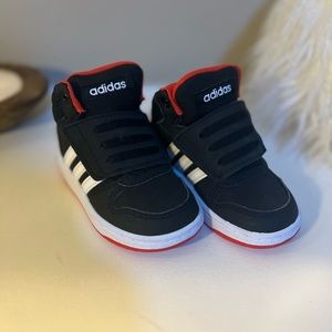 Adidas hoops 2.0 mid toddler shoes!